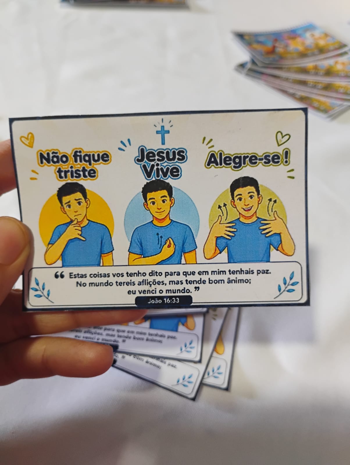 Kit Evangelístico Bilíngue em Libras e Português | Cartazes e Cartões Cristãos para Surdos - Imagem 12