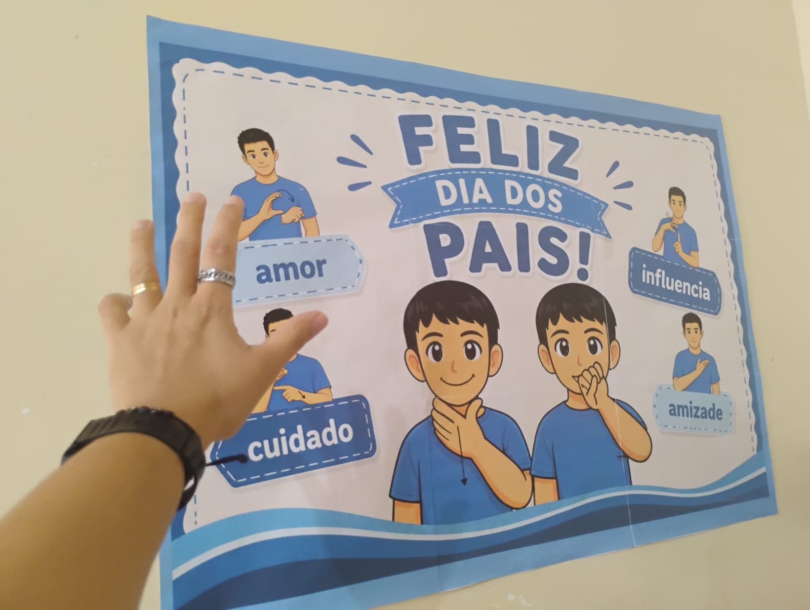 Mural Bilíngue – Feliz Dia dos Pais em Libras | 9 Páginas A4 para Montagem - Imagem 6