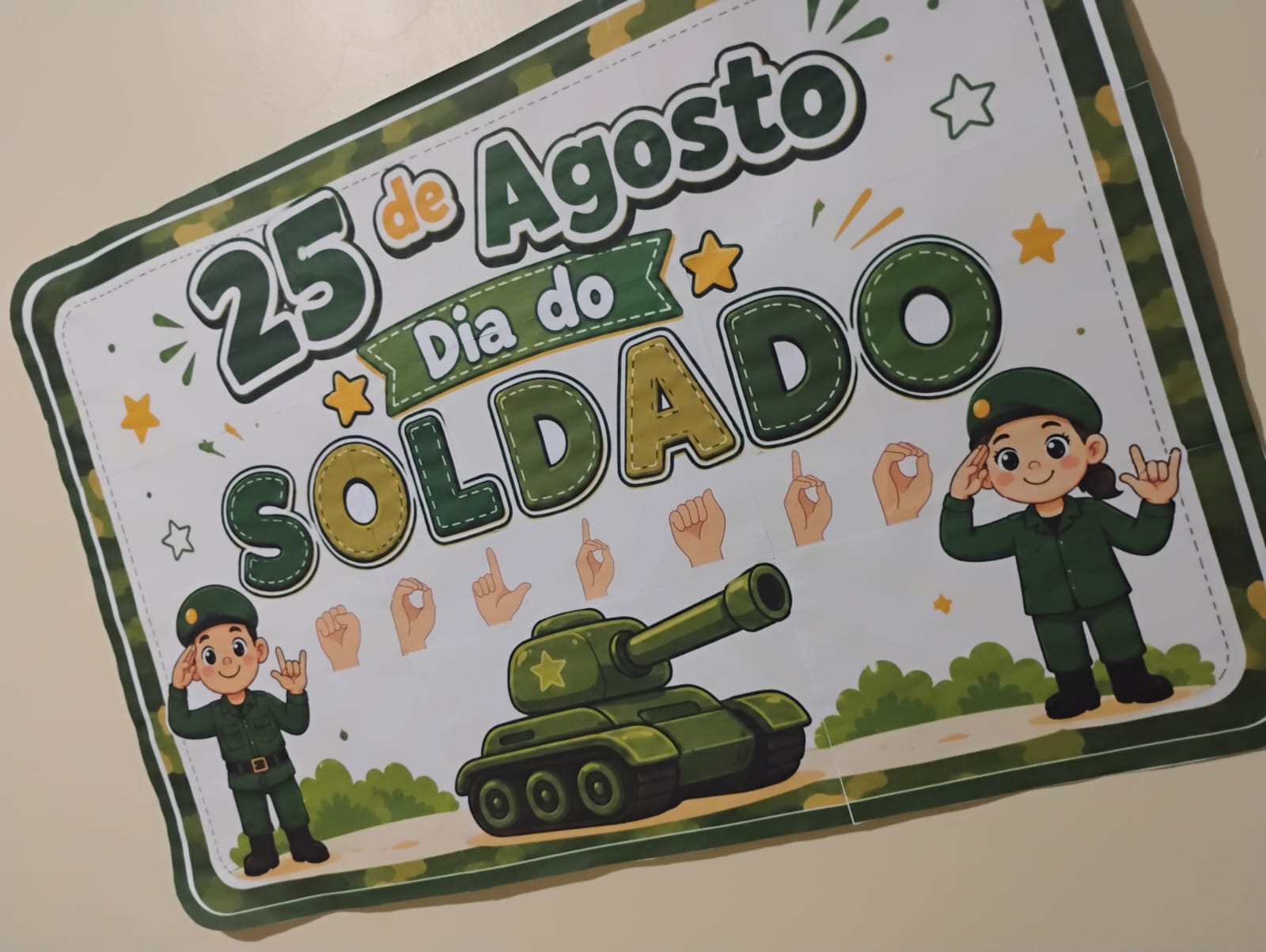 Kit Dia do Soldado 25 de Agosto | Mural, Viseira, Atividades e Decoração para Imprimir - Imagem 9