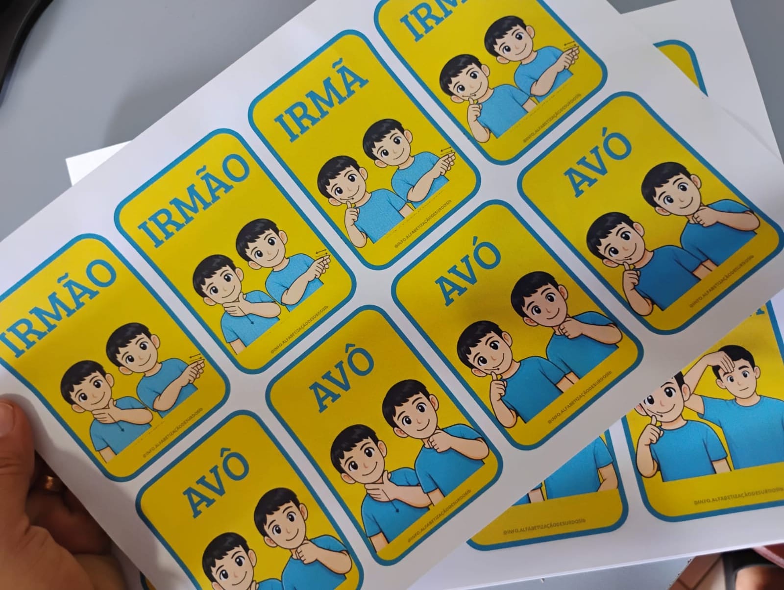 Jogo da Memória Família em Libras | 48 Cartões Bilíngues - Imagem 7